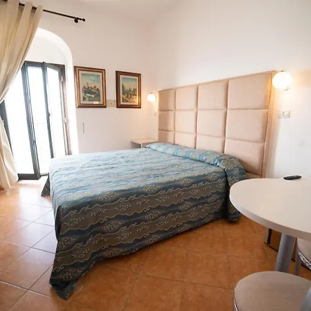 A Mare Hotel 3*