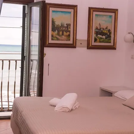 A Mare Hotell Rodi Garganico